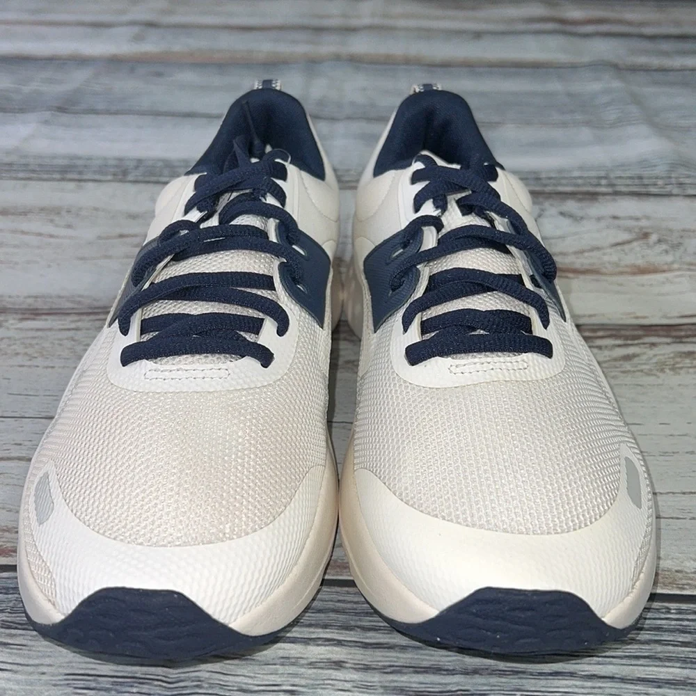 Nike Men's Renew Retaliation 3 Summit White/ MTLC Armory NVY-Obsidian Size-10